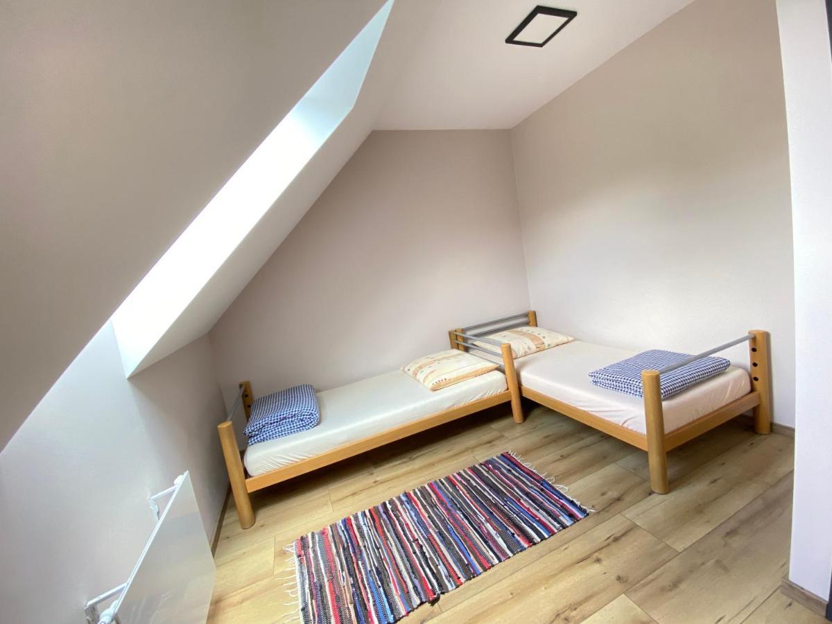 Apartament Pod Lipka Lutowiska Bagian luar foto